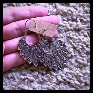 New boho gypsy feather tribal festival earrings - these are at the lowest price